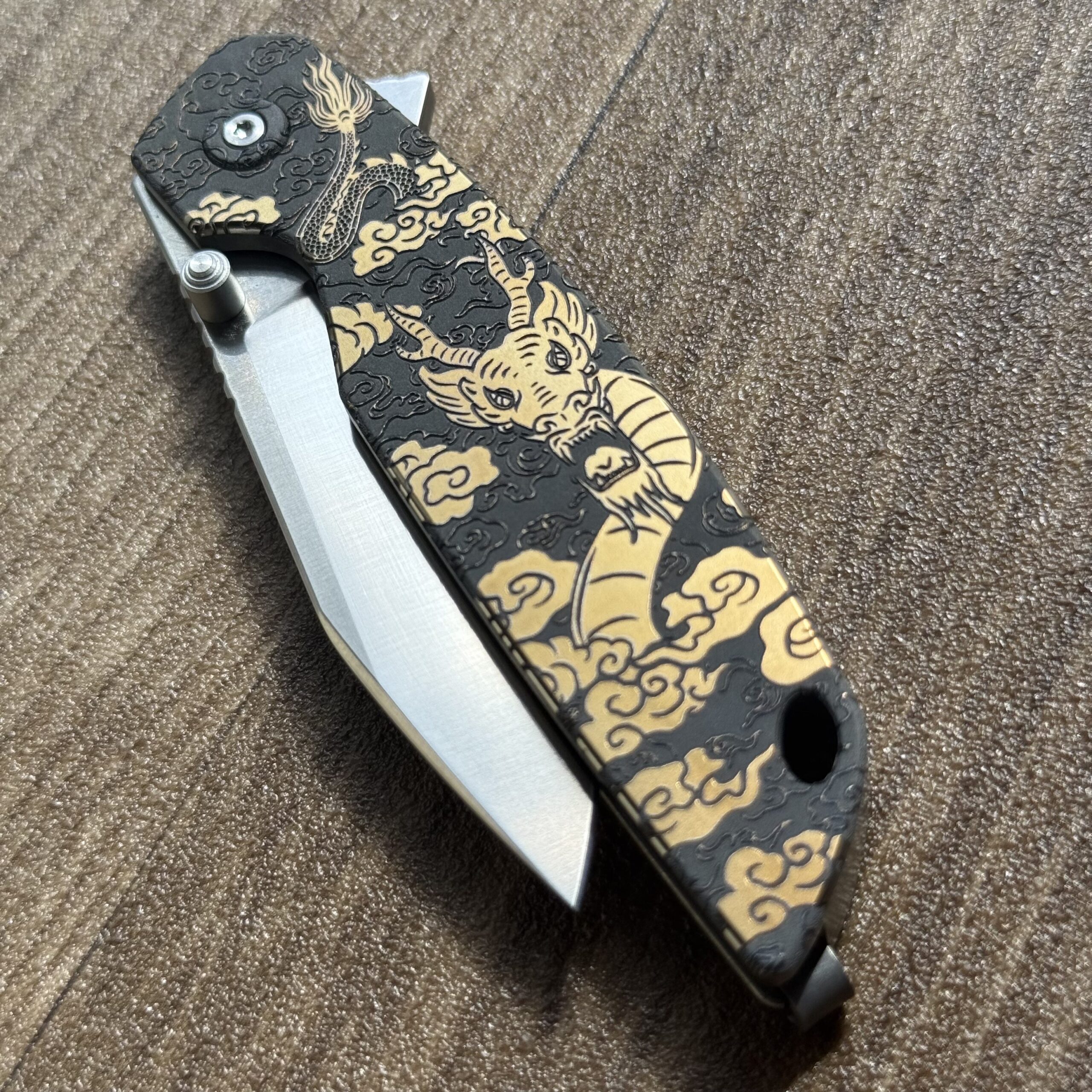 Hoo Knives - Phoenix - Engraved - Dragon Design - Image 6