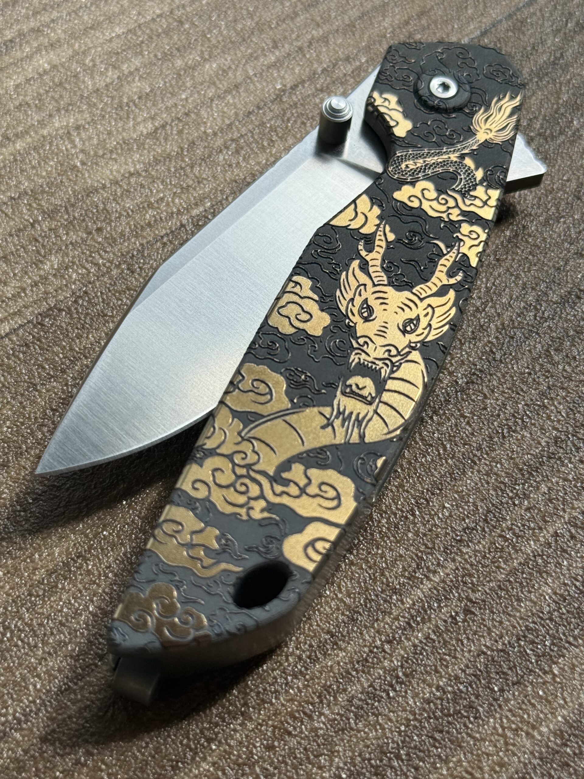 Hoo Knives - Phoenix - Engraved - Dragon Design - Image 5